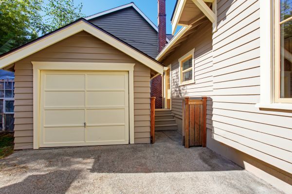 Garage Siding Replacement in Hayward