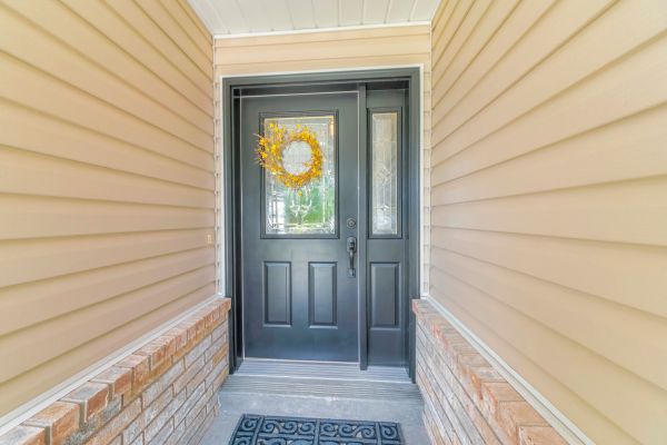 Siding Panel Repair in Hayward