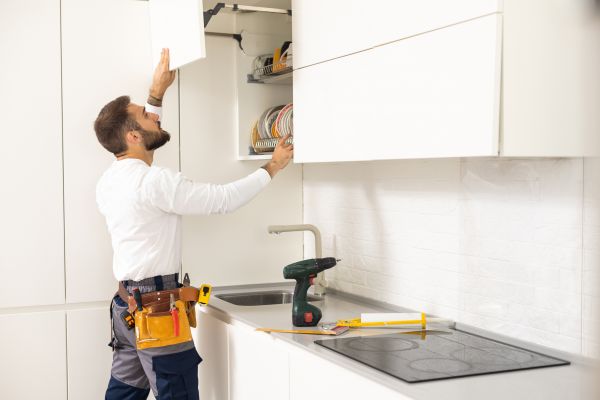 Cabinet Service in Hayward