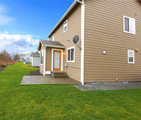 Clapboard Siding Repair in Hayward